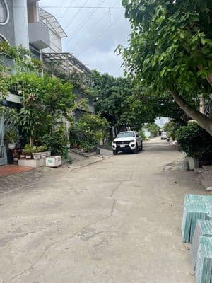 bán đất bè ngang khủng 8.3 m lê văn lương phước kiểng đường xe hơi
