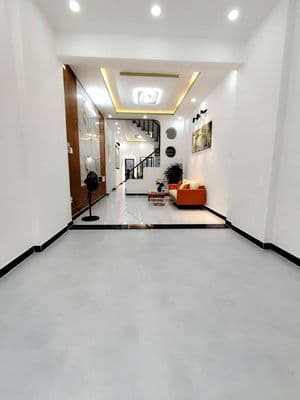 Cho thuê nhà mới 100% hẻm Hương Lộ 2: 4mx23m 1 trệt 2 lầu, có nội thất