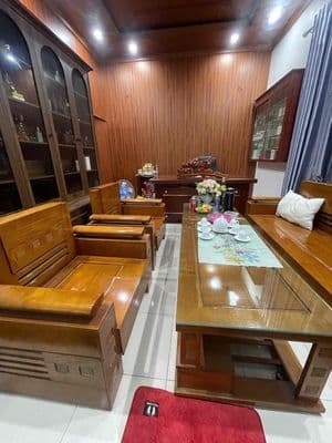 Nhà cho thuê kiêm thêm văn phòng đã xây mới phù hợp với nhiều người