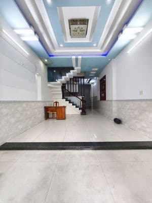 Nhà đối diện cổng Vạn Phúc city,qlo 13 hbphuoc