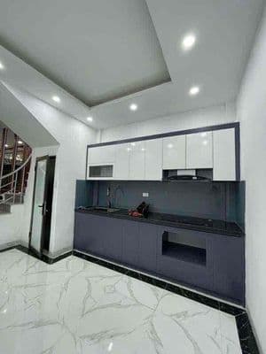 cc cần cho thuê nhà số 30 ngõ 46 Định Công Thượng