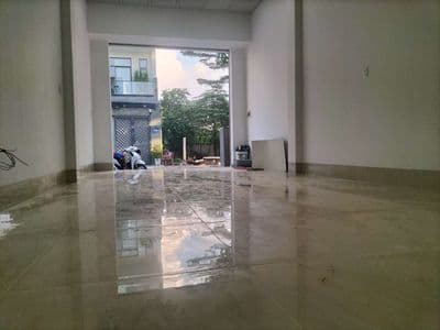 loa loa. quá rẻ có 5t thôi nhà mới tinh 90m2 có điều hòa phải nhanh ạ