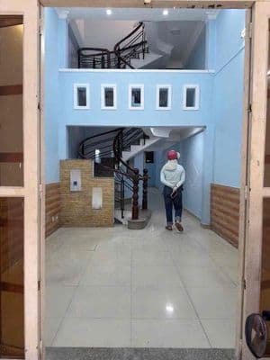 Cho thuê nhà gần chợ Hoa Câu, cđ Công Thương 3Pn 2WX giá 11tr