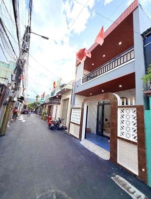 Bán Nhà 2 Tầng Mặt Tiền Đường Nhựa Ô Tô Tránh Nhau Giá Chỉ Hơn 3 Tỷ