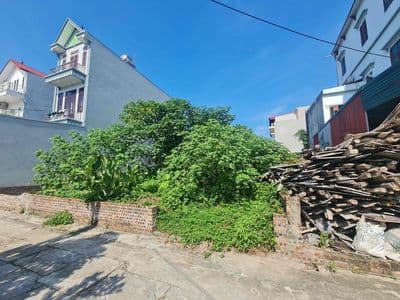 Cần bán gấp lô đất đẹp bìa làng Vân Nội