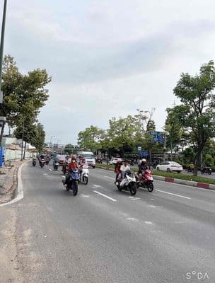 Bán lô đất 97m2, sát bên đại học ngân hàng, Linh Chiểu, Thủ Đức