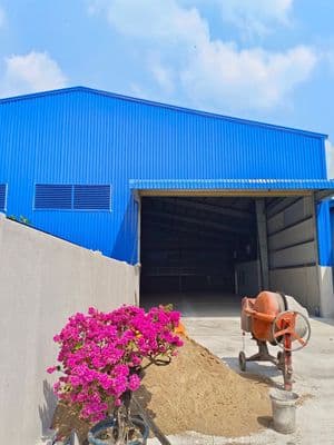 Cho thuê nhà xưởng 350m2 vừa mới xây dựng xong tại đường thạnh xuân 25