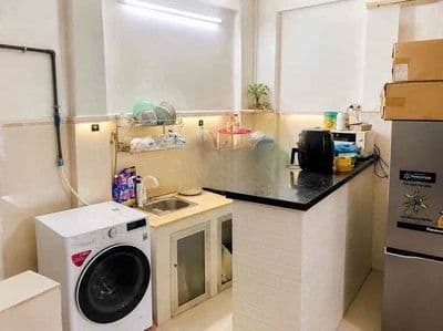 nguyên căn Đầy đủ nội thất Mới ở liền CMT8 gần Hoà Hưng