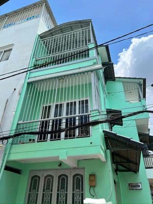 Nguyên căn Trần Văn Quang Tân Bình 2 pn có sân thượng