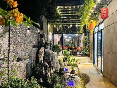 cho thuê nhà vườn Thanh Am, bể cá koi, cây cối xanh mát