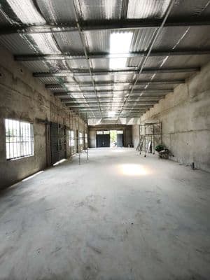 Kho xưởng 8×23m 180m2 Quốc lộ 13, Vạn Phúc