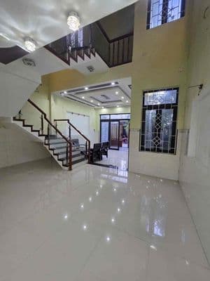 Cho Thuê Nhà 4 Tầng Kiệt Mỹ Khê 7 - Full Nội Thất