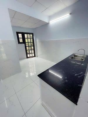 Cho thuê nhà đường khuông việt p phú trung 4 x 13 đúc 1 lầu đẹp