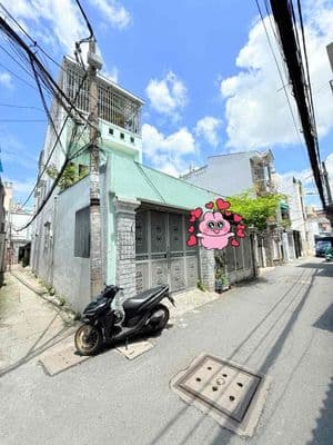 Căn góc 2 mặt tiền hẻm xe tải 4,5 22m trệt 2 lầu sân thượng