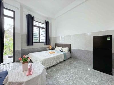Cho thuê căn studio ban công tone xám - ngay etown cộng hoà - gần t3