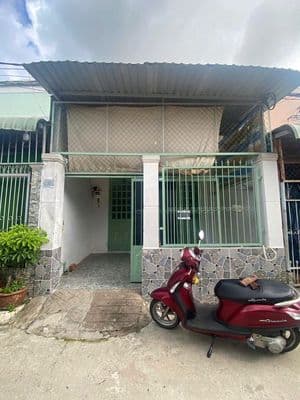 Chia tài sản cần bán gấp nhà 1 xẹt Mai Thị Chửng, 118,8m2, 950tr, shr