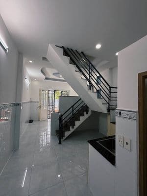 Chỉ 9 triệu/tháng thuê được nhà nguyên căn 2 phòng ngủ, cọc 1 tháng
