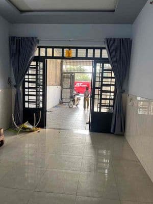 Cho thuê nhà bà điểm – đường nhựa 12m, ô tô đậu trong nhà vị trí
