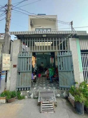 Nhà Đức Hoà 1 trệt 1 lầu giá 1ty750