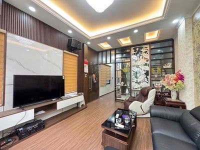 Thanh Nhàn, phân lô, 2 thoáng, nội thất xịn xò, ngõ nông 38m*5T. 6,5T