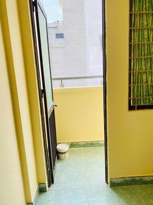 Chung cư mặt tiền CMT8 - đối diện CV Lê Thị Riêng