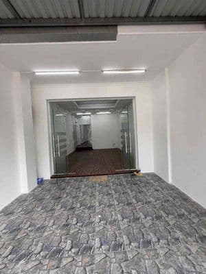MB Lê Văn Việt 4,5x20m 1Trệt 3 Lầu 5p Gần Trường Đại Học