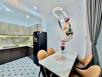 Ngang 7m2 - Phú Nhuận - 211/ hoàng Hoa Thám - 10m ra xe hơi