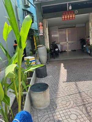 Cho thuê mặt bằng ,nhà góc ,có bồn rửa ,wc,lối đi riêng