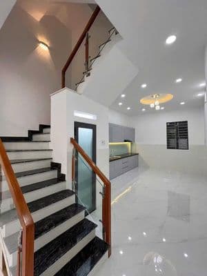 Cho thuê Nguyên căn đường Âu dương Lân Q8