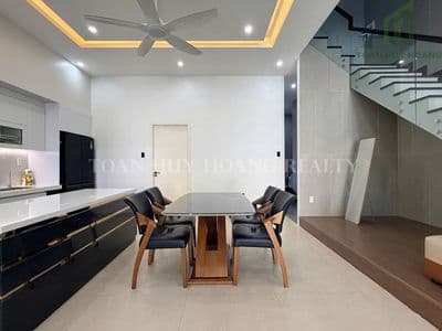 Cho thuê villa cao cấp