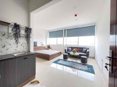 Studio siêu rộng – Cửa sổ lớn ngập nắng – Full nội thất