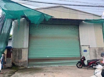 Bán Nhà kho kcn Tân Đức 10x25m giá 3ty680 đường nhựa 12m