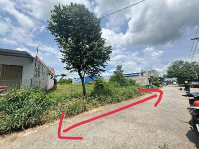 Bán 1170m2 Đất xây kho xưởng sát Chợ gà giá 3ty7