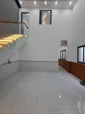 Nhà cho thuê 80m2, 3pn hẻm 2221 htp nhà bè