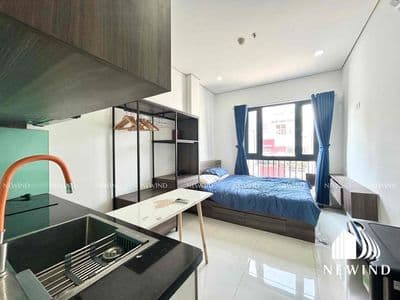 Căn hộ studio cửa sổ lớn full nội thất hiện đại siêu thoáng