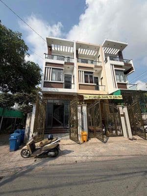 Nhà trệt 2 lầu mới đường Lê Phước Thọ