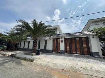 Cho thuê biệt thự 15x20 35 triệu, 7 pn, 7 wc, full nt.