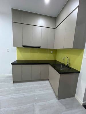 Căn góc 2PN - 2WC view nội khu hồ bơi công viên tại Bcons Emerald