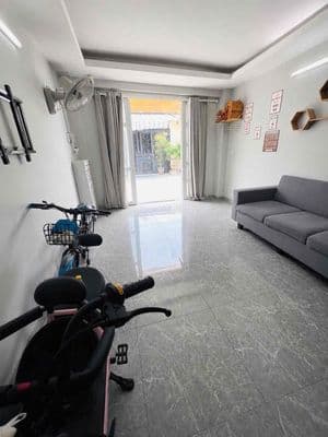 Nhà Mặt tiền hẻm 6m thiết kế 1 lầu khu dân cư an ninh.
