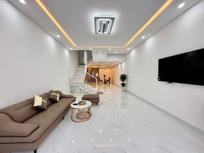 Cho thuê nhà đẹp 4 phòng ngủ khu nam việt á