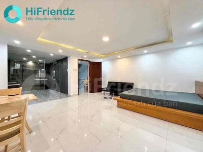 Căn hộ Studio ban công 55m2 khu vực: Sát sân bay - CV Hoàng Văn Thụ.