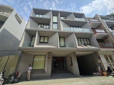 MTNB Vòng Xoay Phan Xích Long Ngang 12m Hầm 5 Tầng 1000m2 TM PCCC