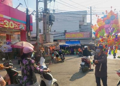 Cho thuê mặt bằng khu chợ trại bò (long bình) đông đúc
