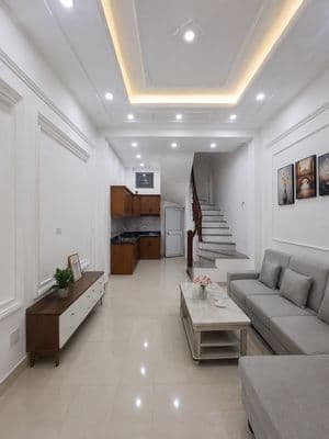 Giảm 1 tỷ căn góc 2 thoáng Minh Khai, nhà đẹp, dân xây chắc chắn, 34m