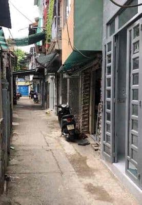 Nhà ngay chợ gò vấp
