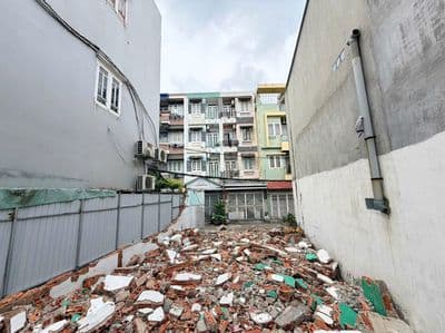 Đất 5.3 x 19.4m xây chdv tòa nhà vp ngay công viên đường 9 linh trung