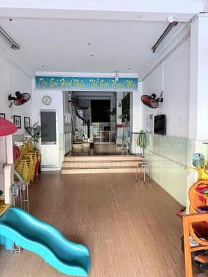 Cho thuê mặt tiền kinh doanh đường lớn Chu Văn An