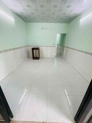 Nhà nguyên căn mới 4x20m 02phòng 2wc hẻm ô tô giáp KDC Hưng Phú 1