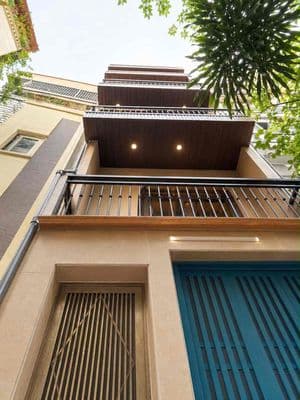 Chính chủ gửi bán căn Nhà Đội Cấn 45m 5 tầng -Oto vf3 đỗ
