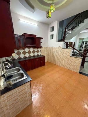 Cho Thuê Nhà Huỳnh Văn Nghệ P12